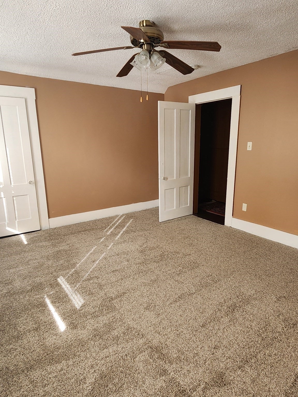 37 Barclay Street, Lowell, MA Photo #27