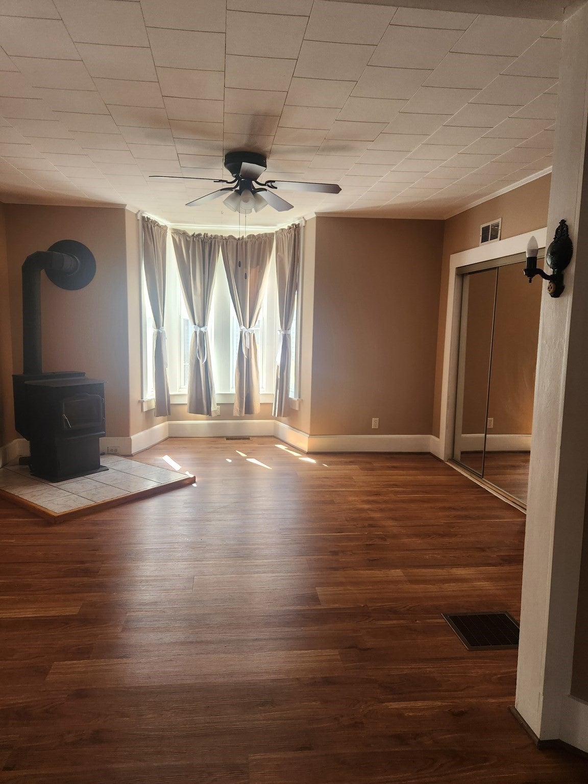 37 Barclay Street, Lowell, MA Photo #18