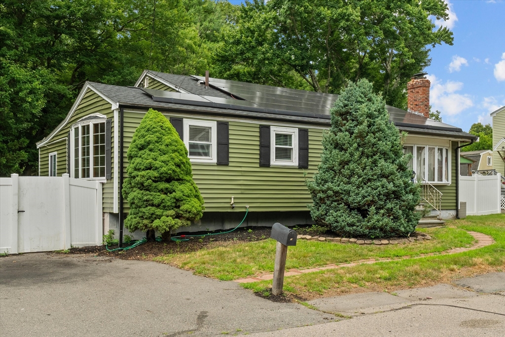 53 Rockwood St