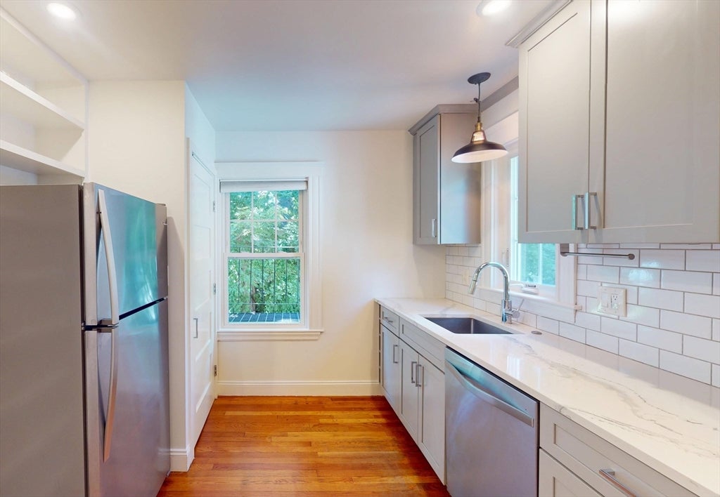 60 Denton Rd #2, Wellesley, MA Photo #1