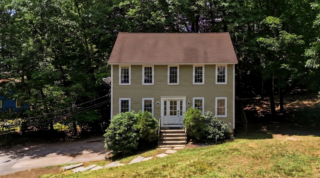 Photo 1 of 40 — 11 Navajo St, Hubbardston, MA 01452