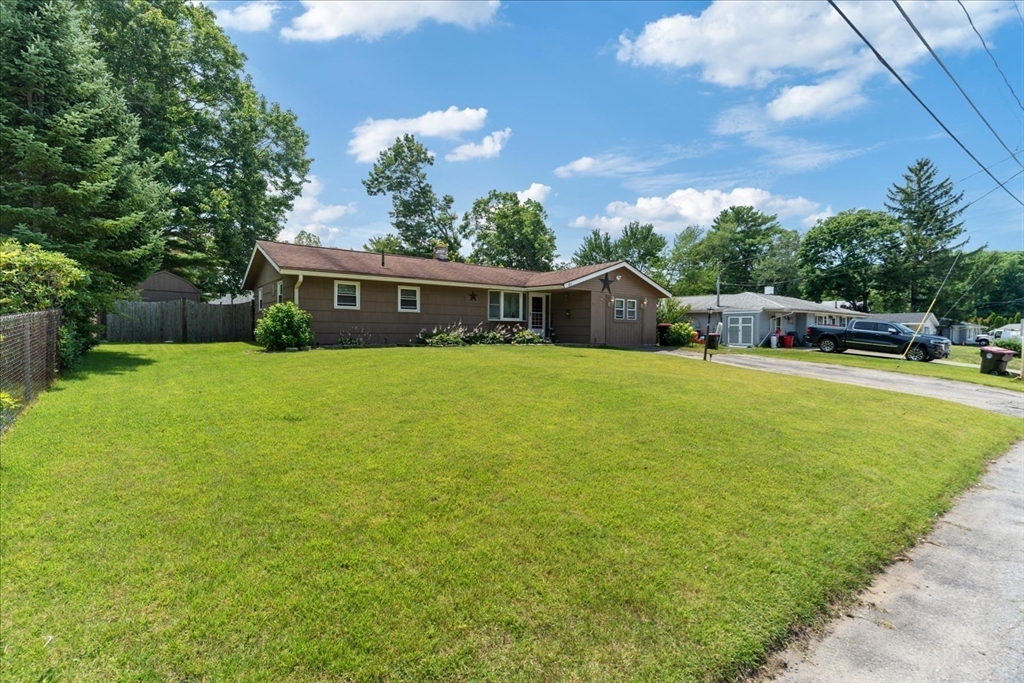 31 Stephen Dr, Brockton, MA Photo #3
