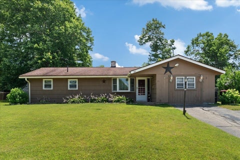 Photo of 31 Stephen Dr, Brockton, MA 02302 (MLS # 73552882)
