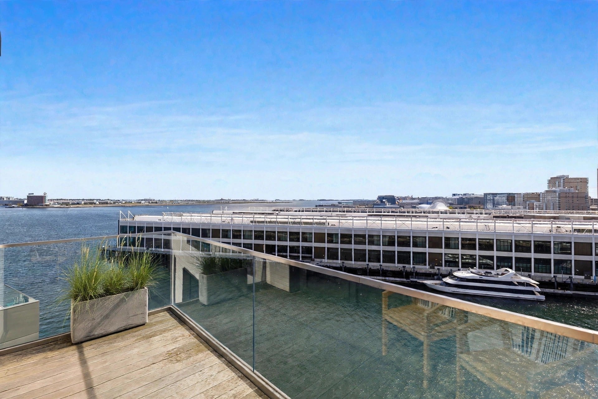 300 Pier 4 Blvd #PHJ, Boston, MA Photo #28