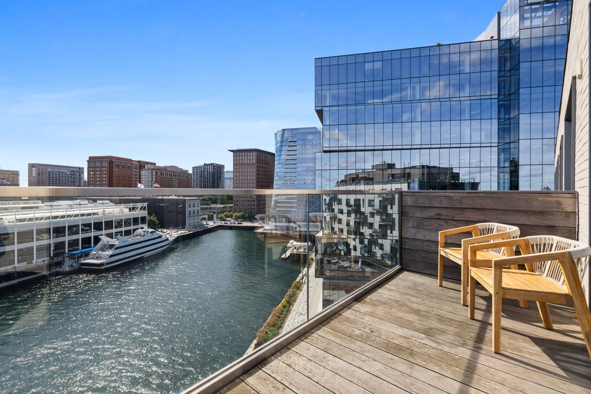 300 Pier 4 Blvd #PHJ, Boston, MA Photo #29