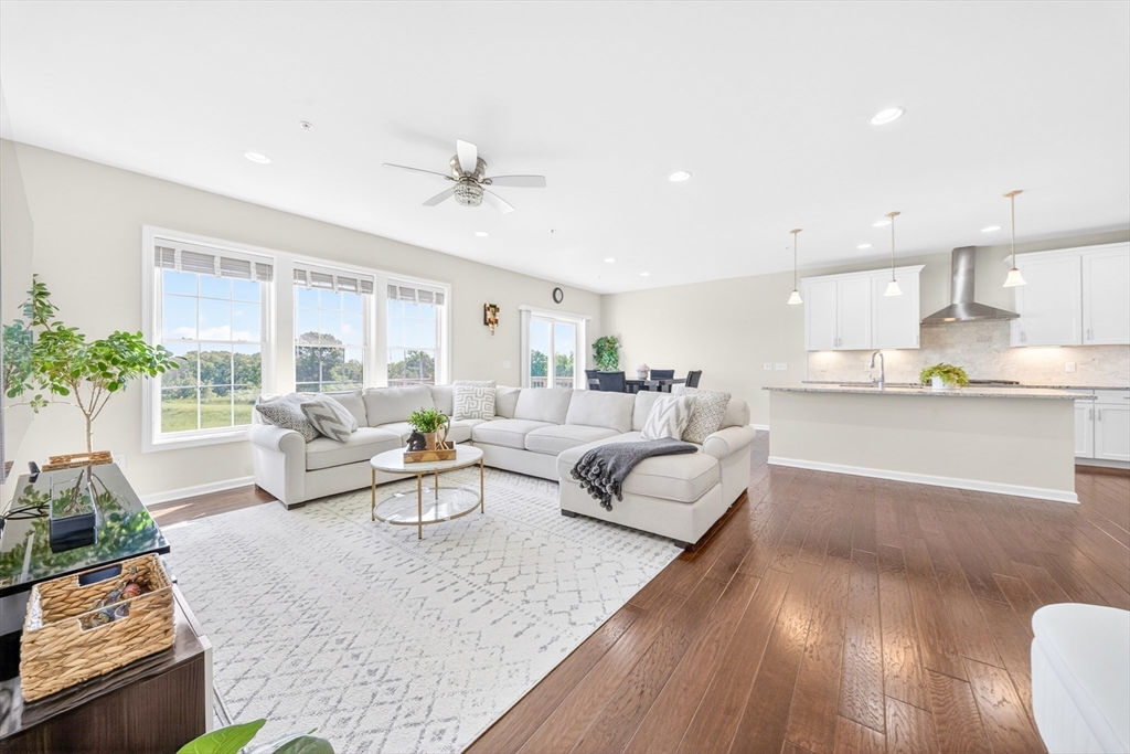 61 Aspen Way 61