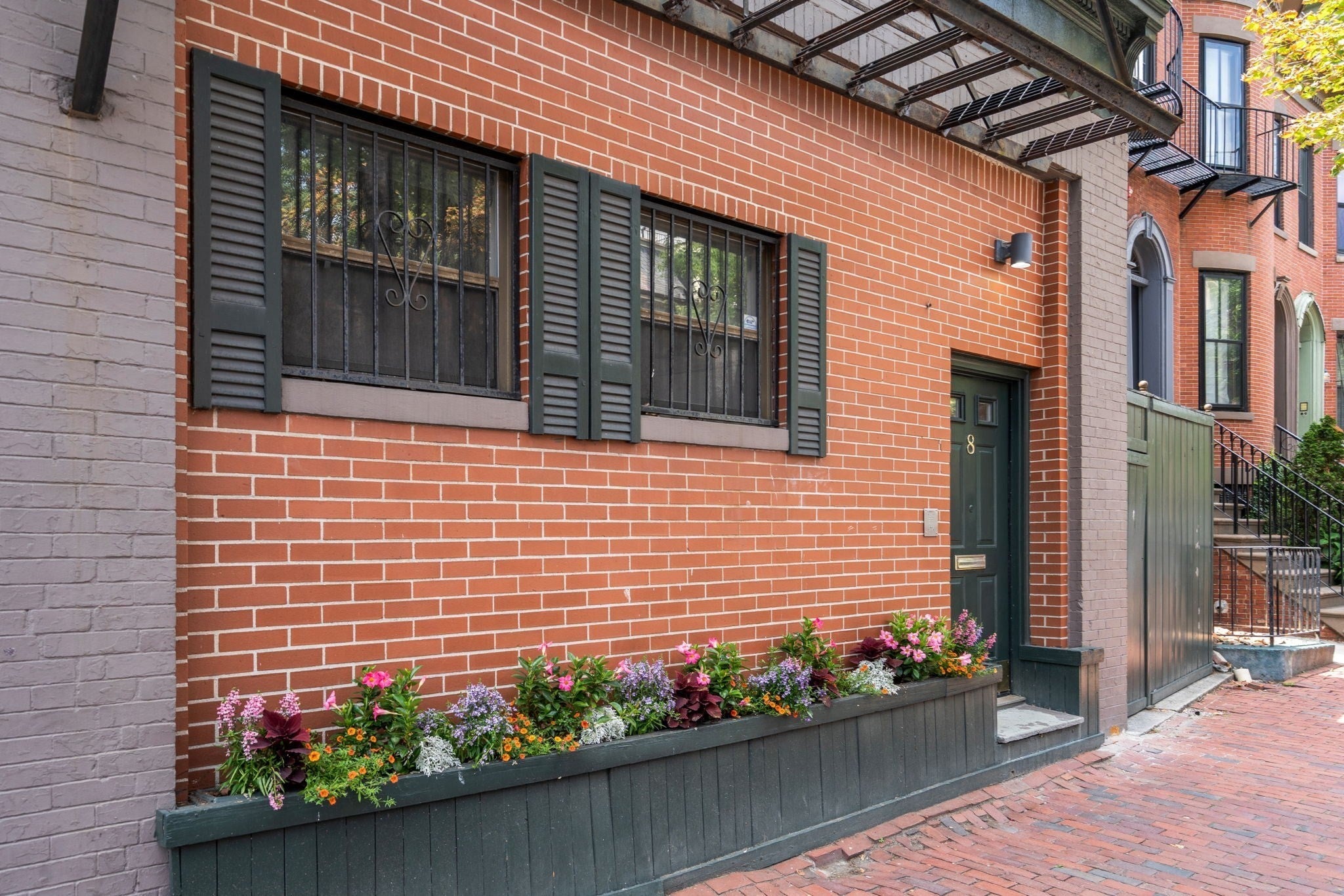8 Dartmouth Street