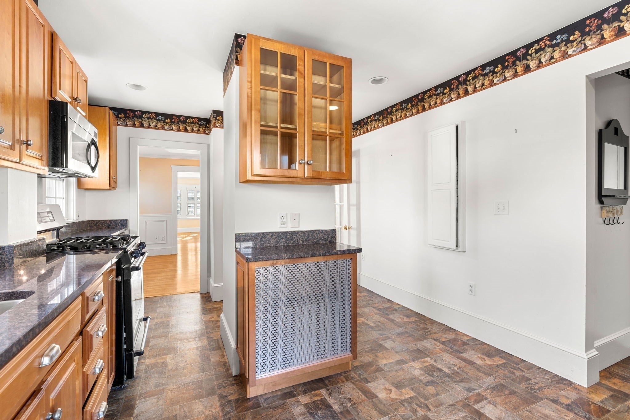 2 Orchard Street Unit 1 ST #1, Salem, MA, 2 Orchard Street Unit 1 ST #1, Salem, MA Photo #21