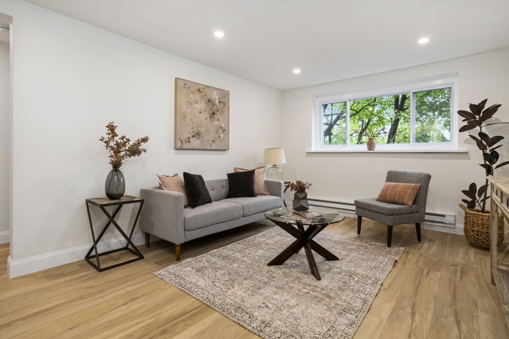 34 Bayview Ter 3