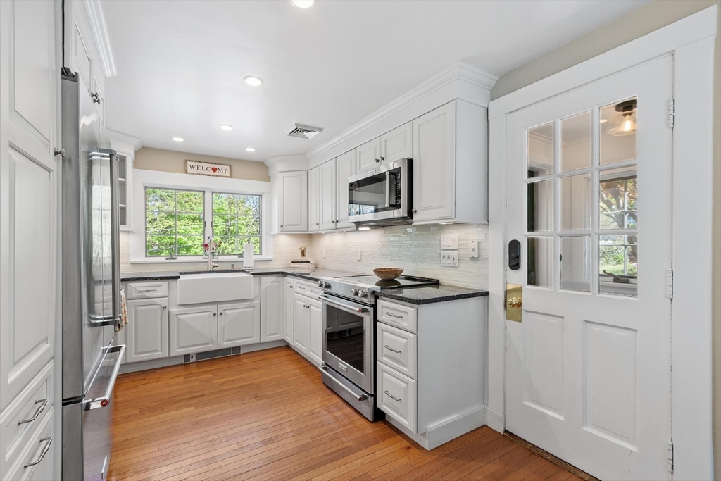 25 Naples Road, Melrose, MA, 25 Naples Road, Melrose, MA Photo #11