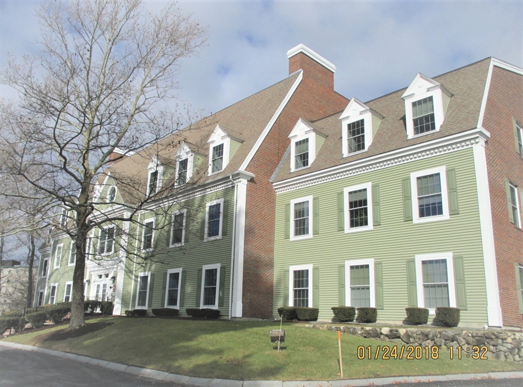 10 Cedar Street 27