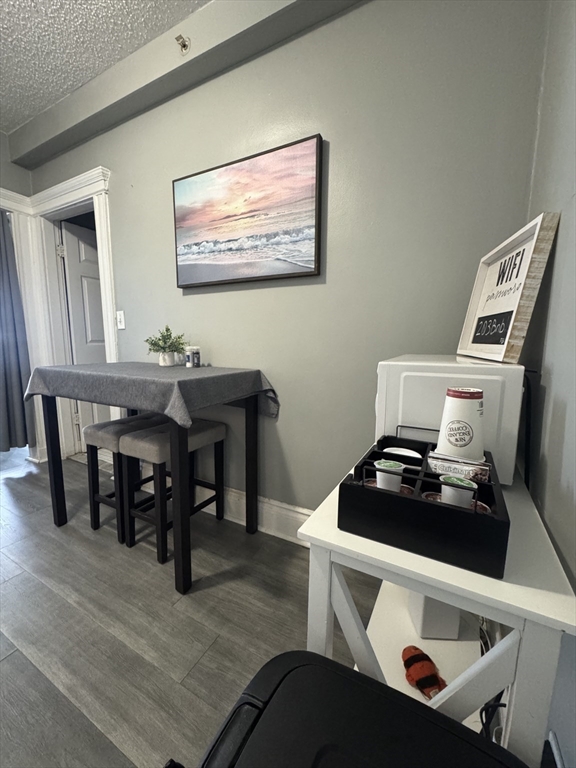 285 Lynn Shore Dr 203