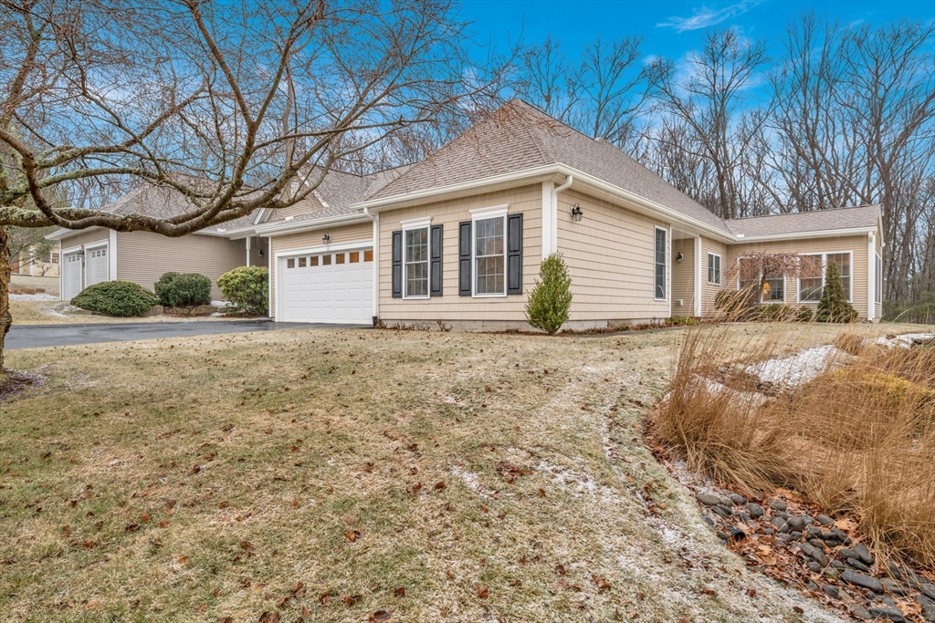 11 Summerfield Drive 11