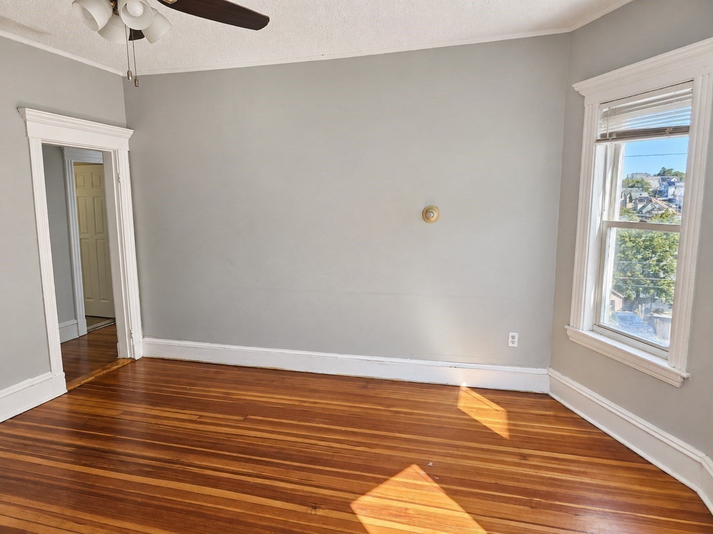 15 Oakland AVE #2, Everett, MA, 15 Oakland AVE #2, Everett, MA Photo #6