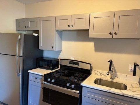 Photo of 58 Bridge St #2M, Salem, MA 01970 (MLS # 73478877)