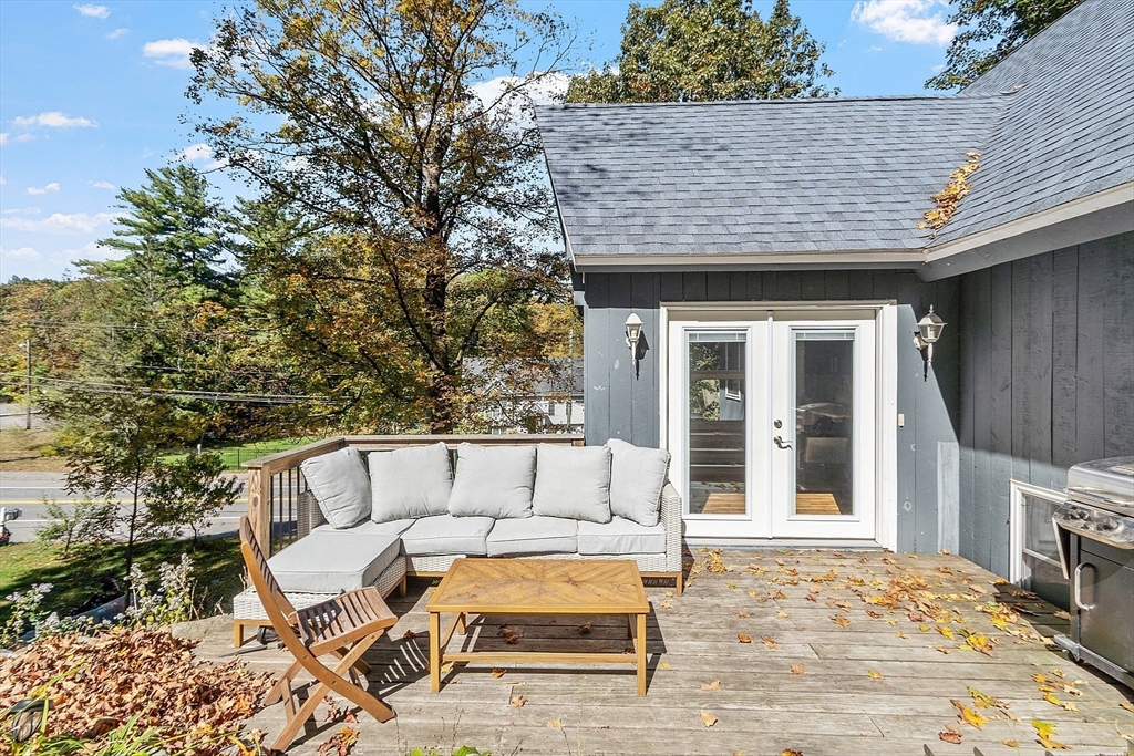 4 Redstone Hill Rd