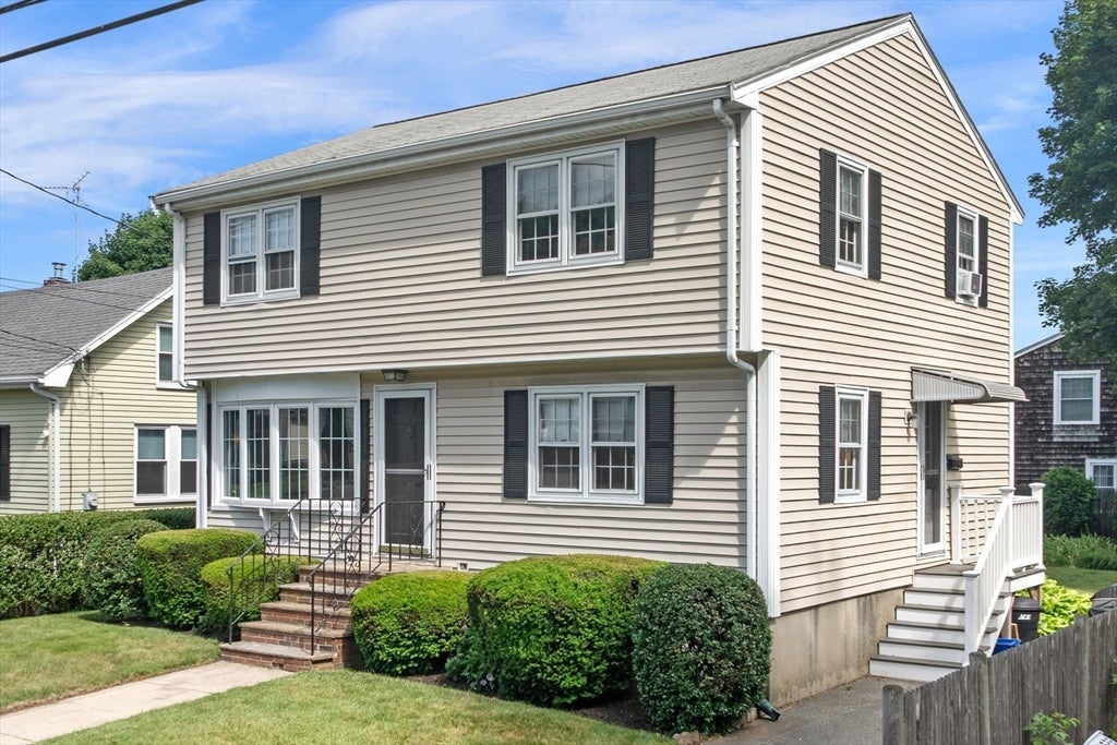 25 Colonial Rd