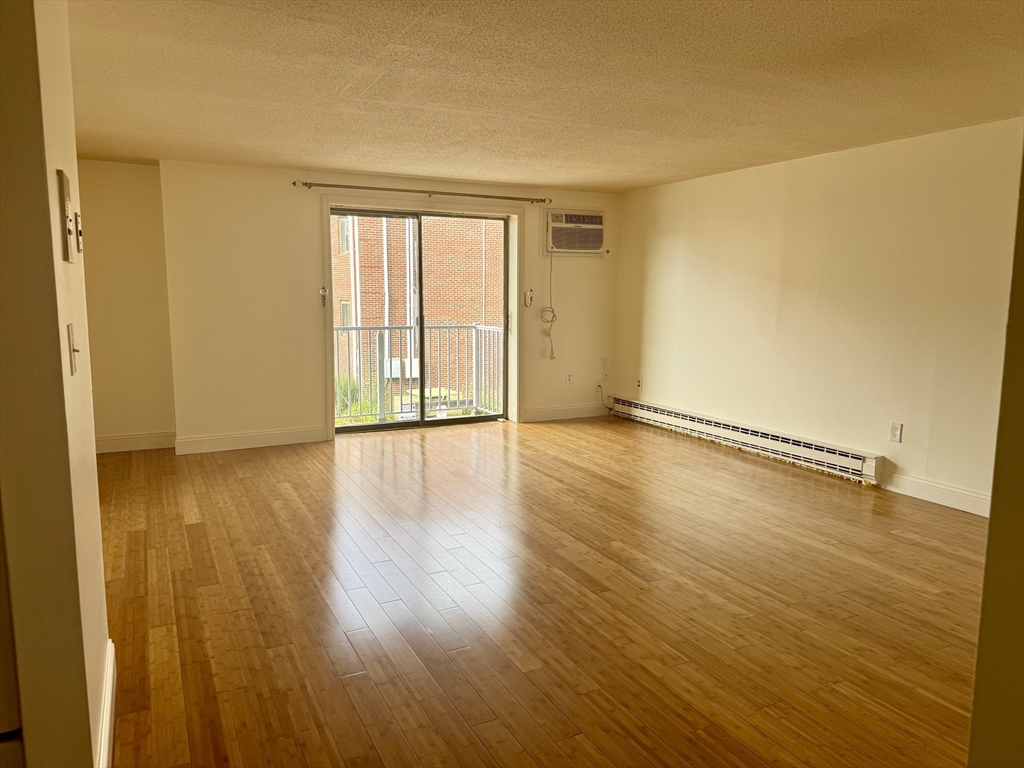 1186 Worcester Rd 720