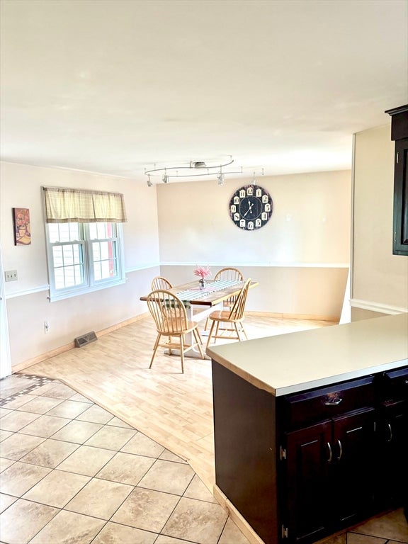 9 Stony Hill Rd, Agawam, MA Photo #4