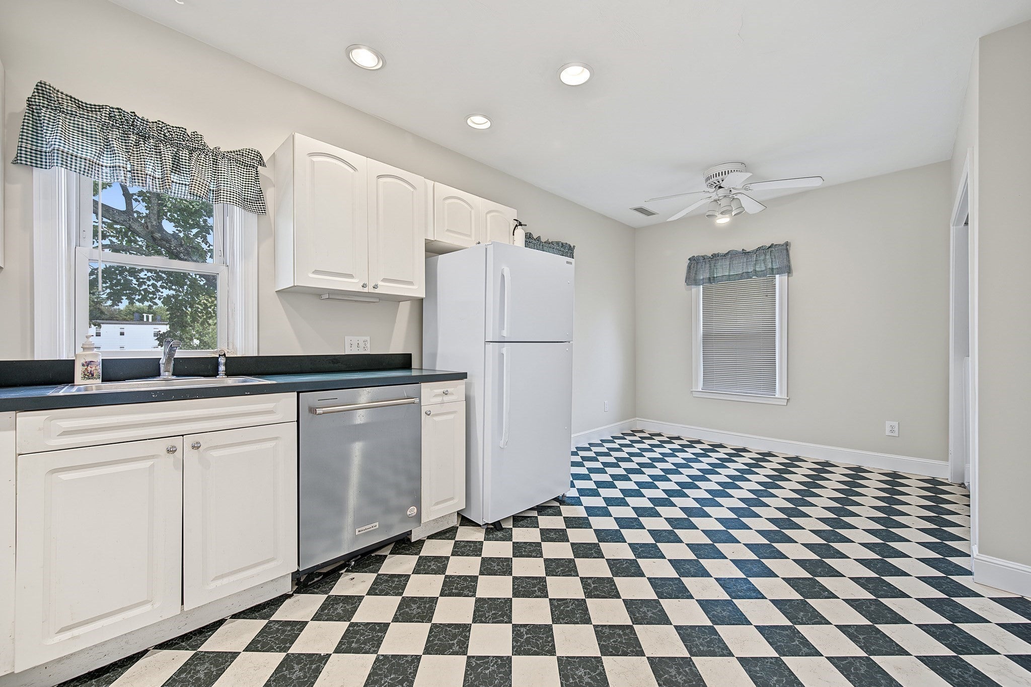 22 Goodwin St, Bridgewater, MA, 22 Goodwin St, Bridgewater, MA Photo #18