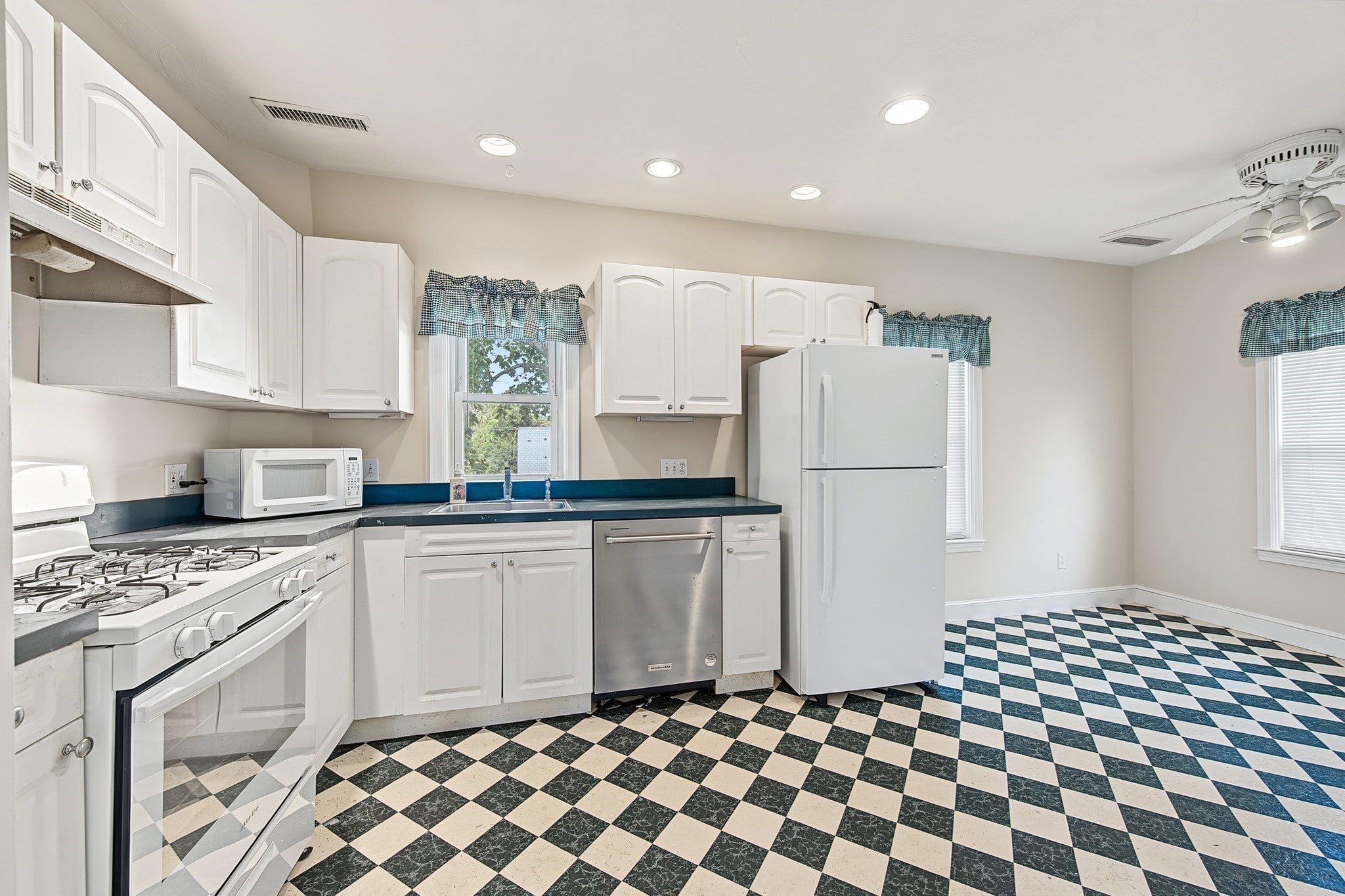22 Goodwin St, Bridgewater, MA, 22 Goodwin St, Bridgewater, MA Photo #19