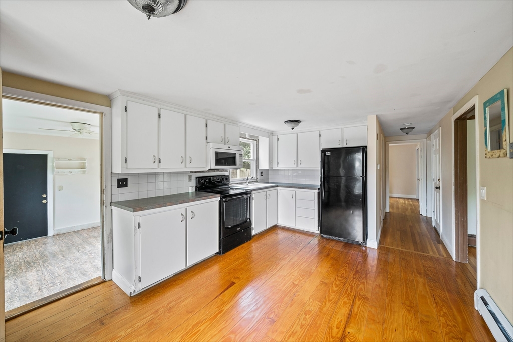 98 Freeman Rd