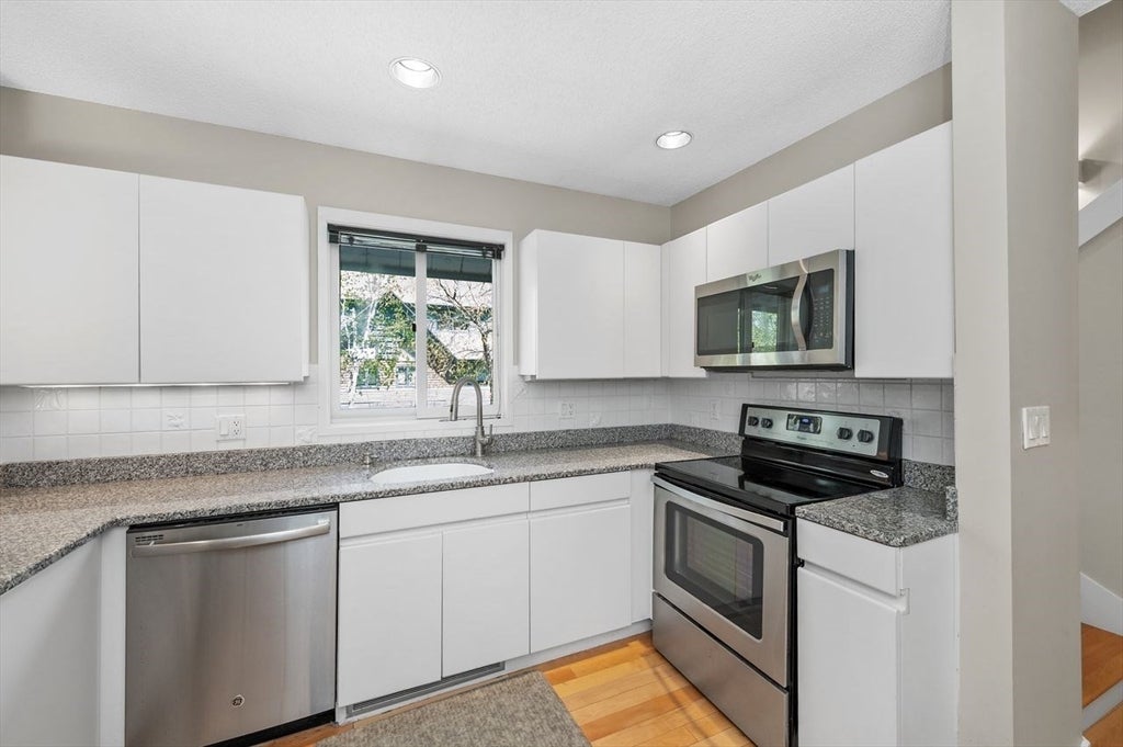 1175 Chestnut Street #12, Newton, MA Photo #19