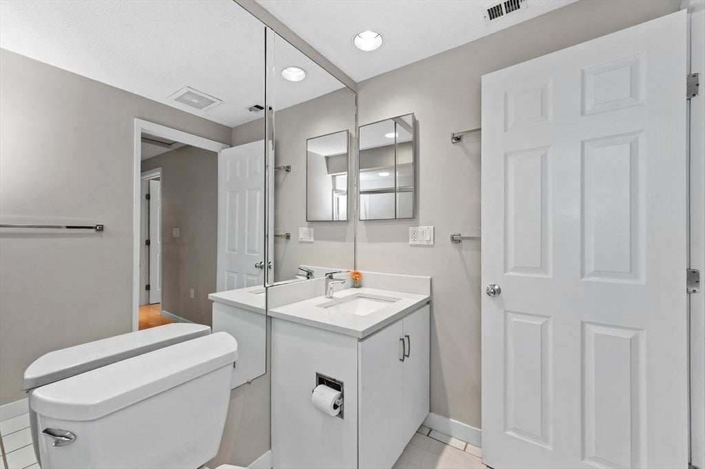1175 Chestnut Street #12, Newton, MA Photo #30
