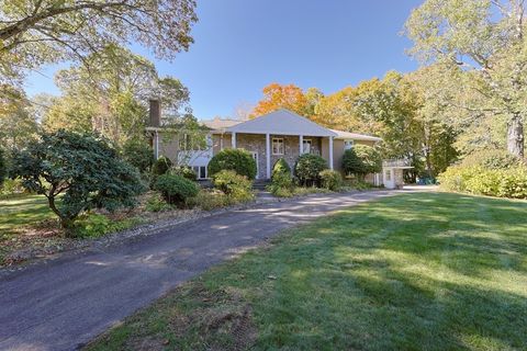 95 Arcadia Rd Westwood MA 02090