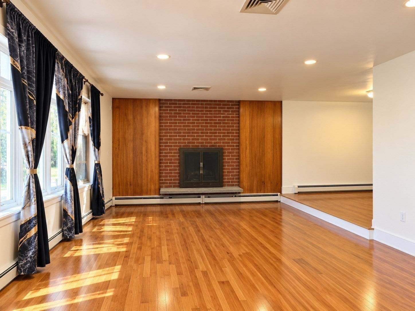 255 Long Pond Dr