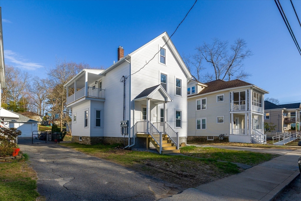 209 Marcy St