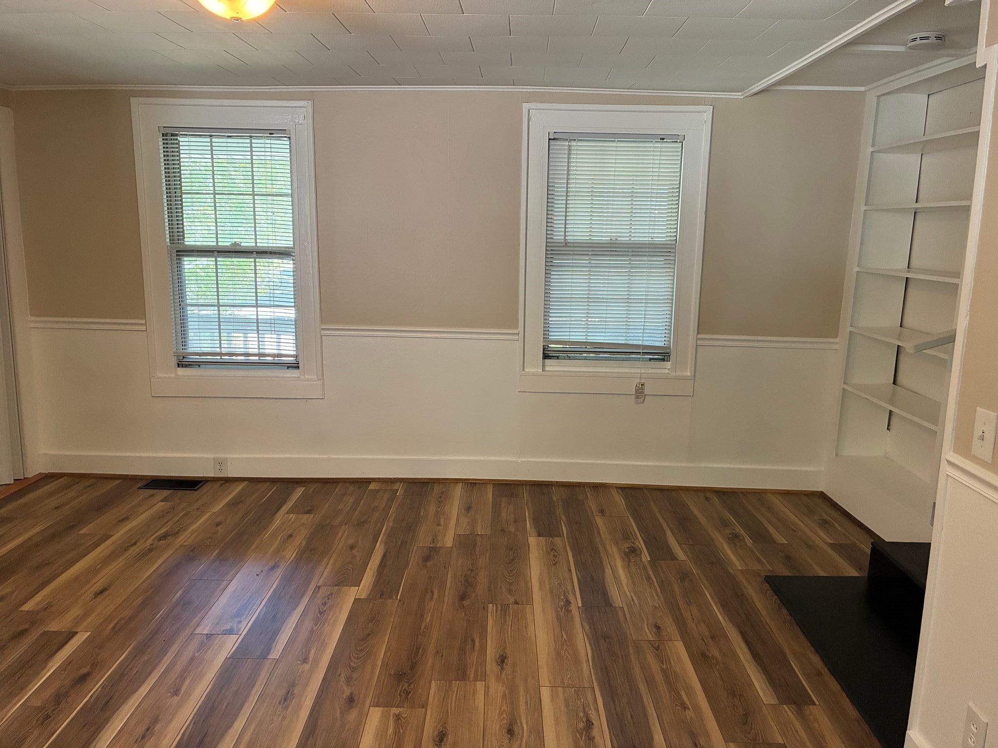 180 Main St 2B