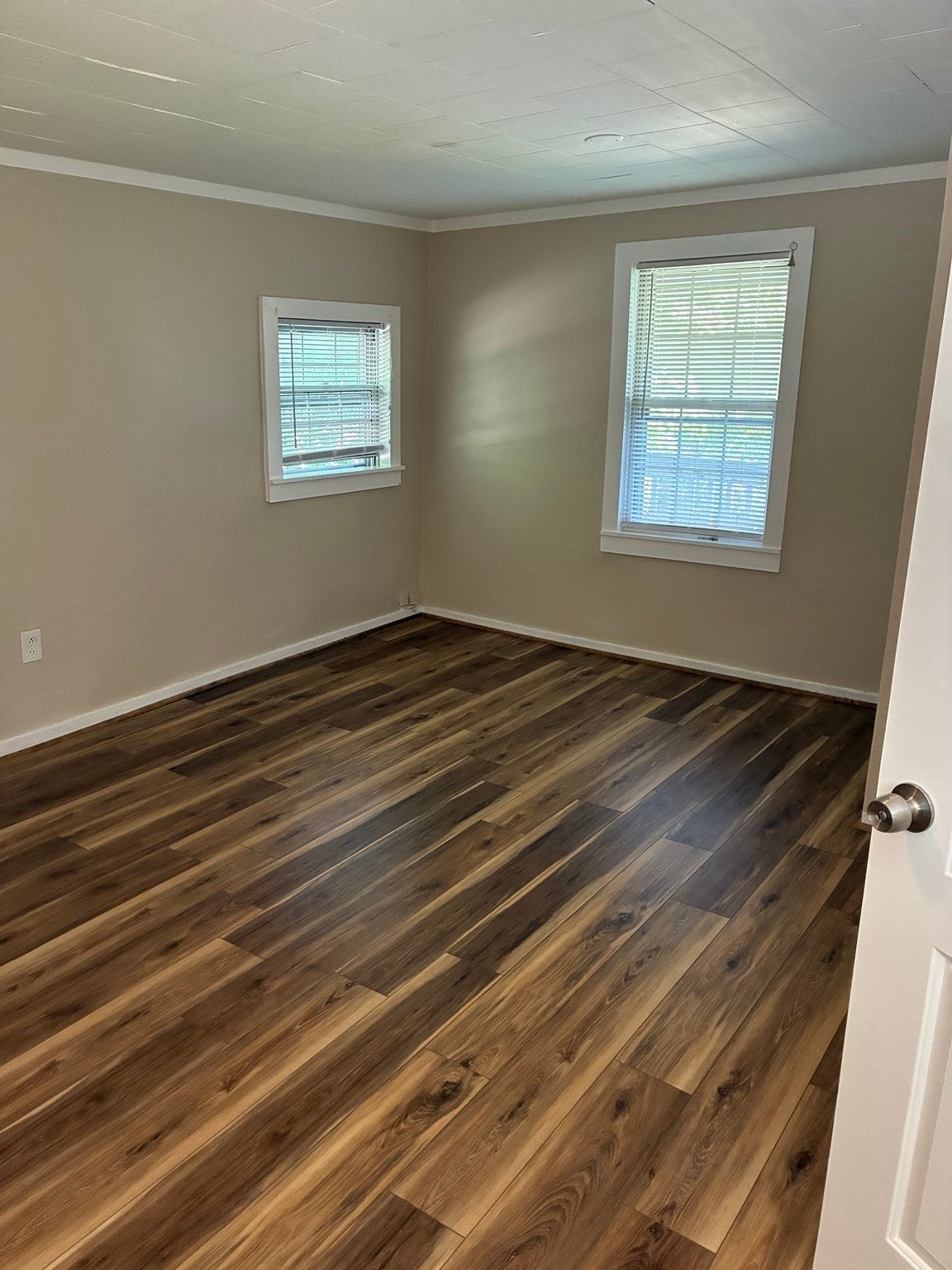 180 Main St 2B
