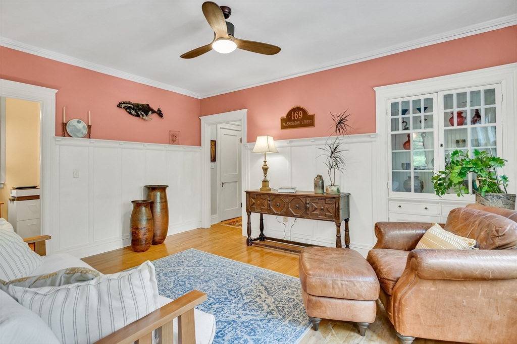169 Washington St 10