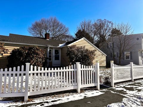 Photo of 70 Farrell Road, Lynn, MA 01905 (MLS # 73465739)