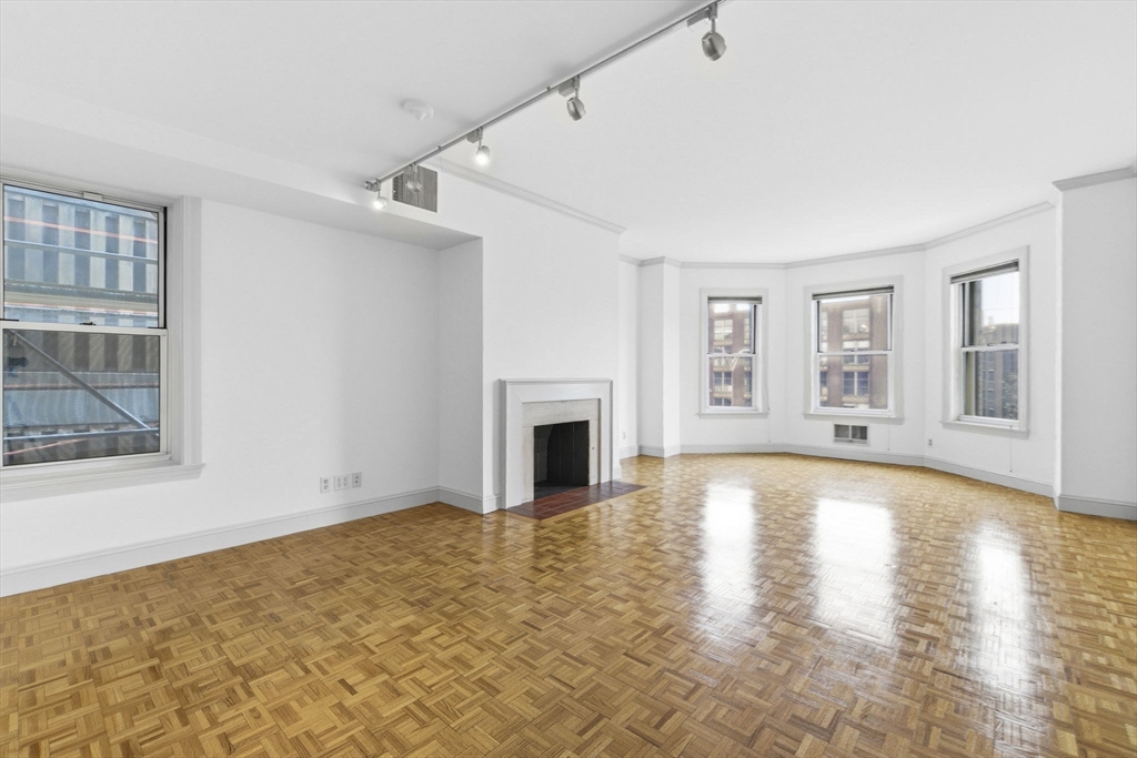 416 Commonwealth Ave #312, Boston, MA Photo #7