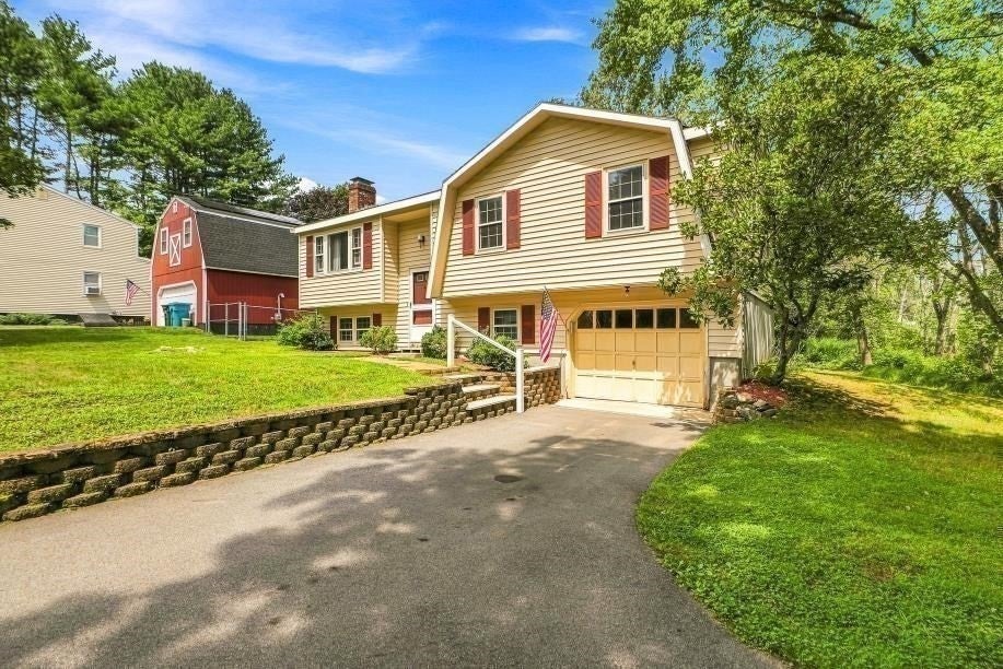 4 Picadilly St, Upton, MA, 4 Picadilly St, Upton, MA Photo #33