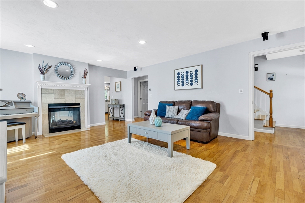 23 Baker Pl