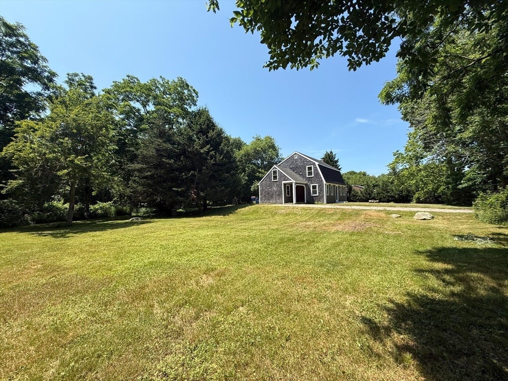 18 Olivers Ln