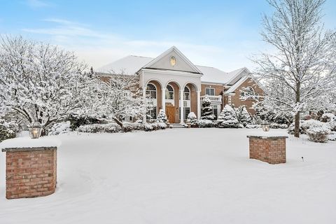 30 Bridle Path Shrewsbury MA 01545