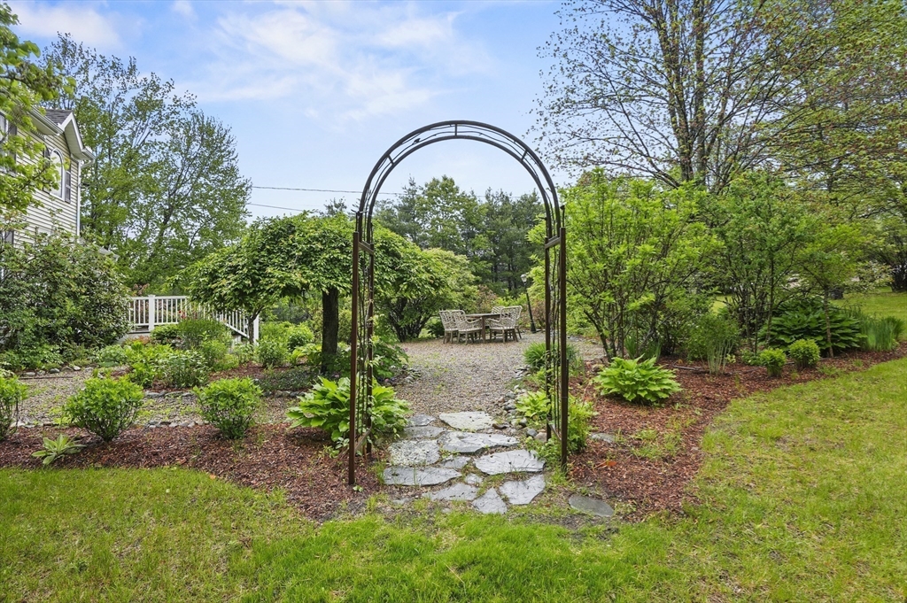 404 Baldwinville Road