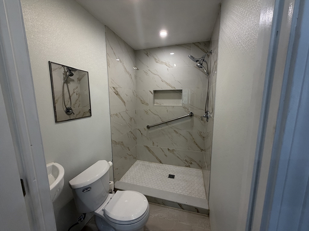 75 Draper AVE #75, Mansfield, MA, 75 Draper AVE #75, Mansfield, MA Photo #9