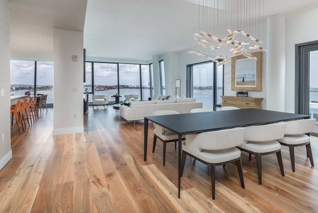 300 Pier 4 Blvd #PHD Floor 9