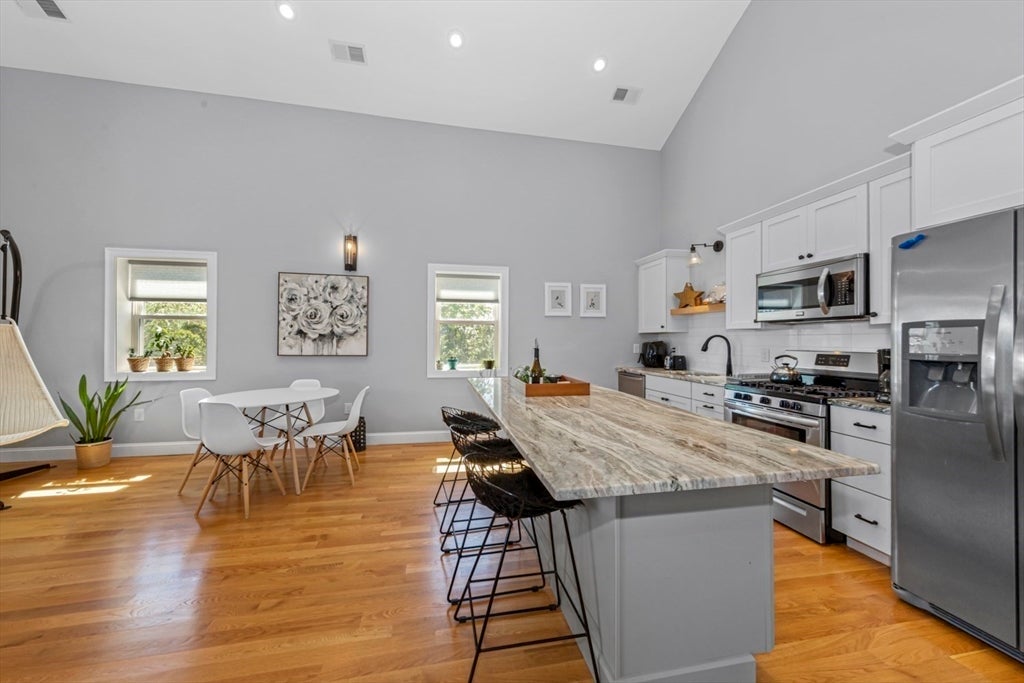 60 Hermon St 3