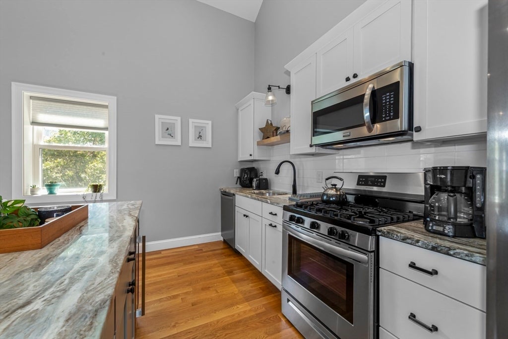 60 Hermon St 3