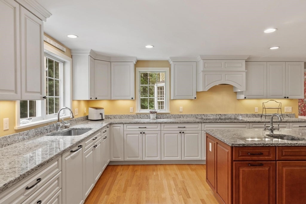 17 Townsend Road, Lynnfield, MA, 17 Townsend Road, Lynnfield, MA Photo #3