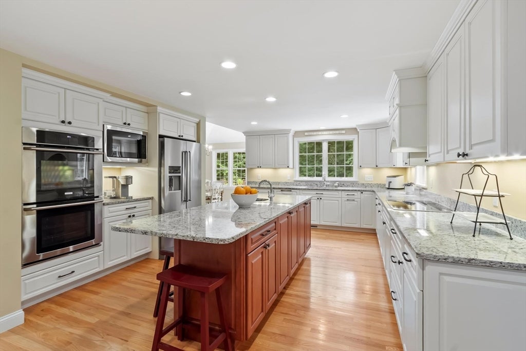 17 Townsend Road, Lynnfield, MA, 17 Townsend Road, Lynnfield, MA Photo #2