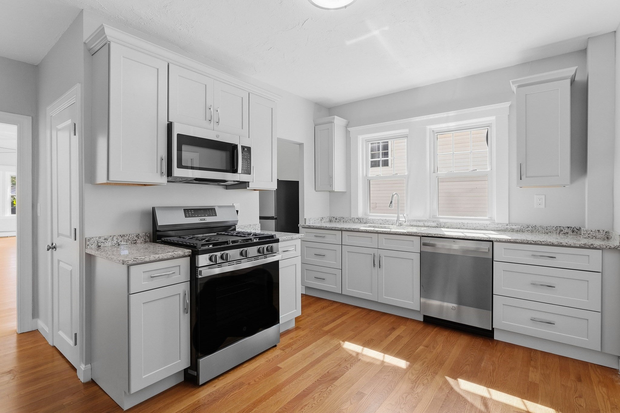 28 Windsor St, Everett, MA, 28 Windsor St, Everett, MA Photo #6