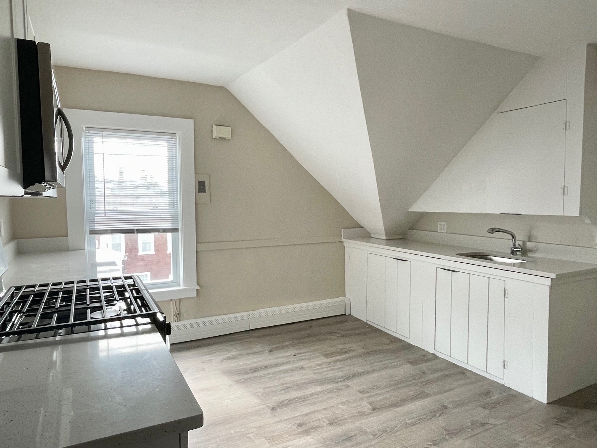 4 Loring Ave #3, Salem, MA Photo #2
