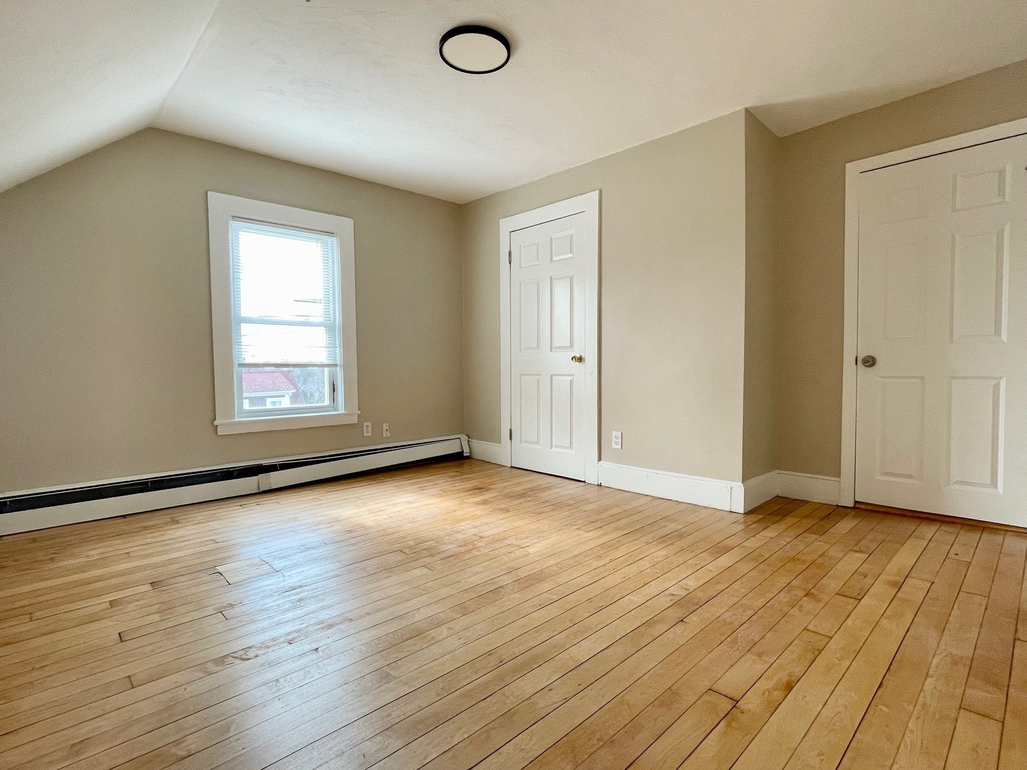 4 Loring Ave #3, Salem, MA Photo #4